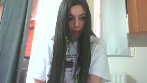 prettyjulliette online show from 03-26-26, 10:43