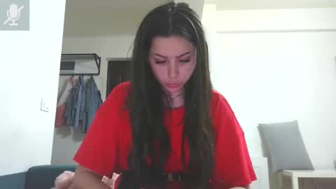 Snapshot of prettyjulliette chatting on 04-29-26, 08:04 prettyjulliette online show from 04-29-26, 08:04