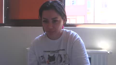 Snapshot of prettyjulliette chatting on 05-05-26, 10:56 prettyjulliette online show from 05-05-26, 10:56