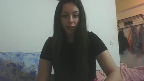 Snapshot of prettyjulliette chatting on 05-11-26, 08:50 prettyjulliette online show from 05-11-26, 08:50