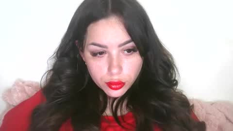 Snapshot of prettyjulliette chatting on 05-28-26, 02:03 prettyjulliette online show from 05-28-26, 02:03