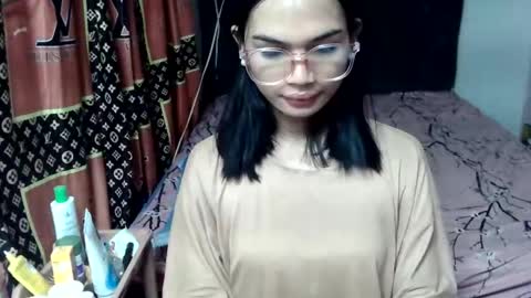 prettykhelcy online show from 05-17-26, 10:55