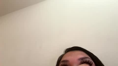 prettylatinamomma01 online show from 02-04-26, 06:47