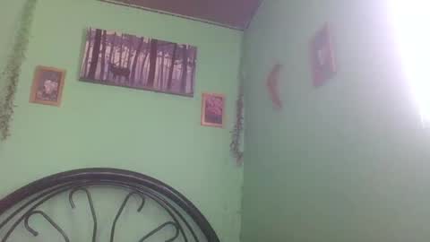 prettymae756493 online show from 04-01-26, 03:40