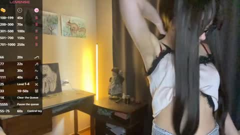 Amelia online show from 04-23-26, 10:58