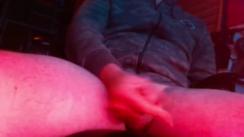 Aussie Bi Top Cum Say Hi online show from 07-10-26, 08:11