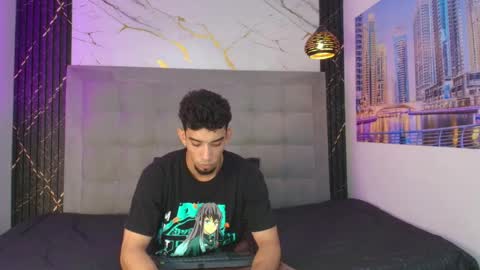 prince_arthur77 online show from 05-05-26, 01:52