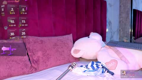 Snapshot of prince_poppy_ chatting on 03-31-26, 02:13 PRINCEPOPPY online show from 03-31-26, 02:13