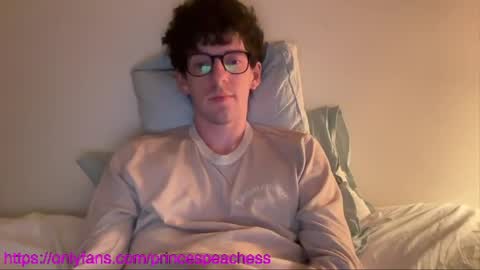 Peaches online show from 04-26-26, 12:30