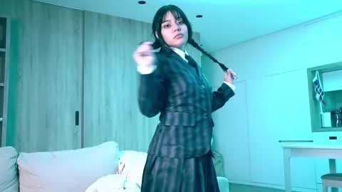 princess_and_papi online show from 10-18-25, 09:15