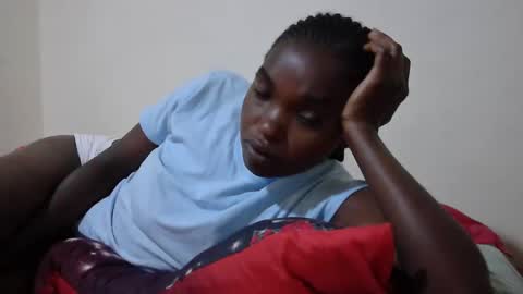 Snapshot of princess_scovia chatting on 03-12-26, 12:50 princess_scovia online show from 03-12-26, 12:50