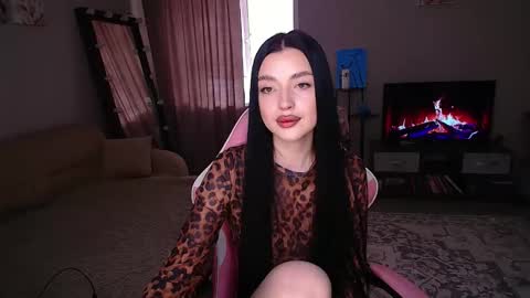 princessamira1 online show from 05-13-26, 08:12