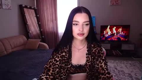 princessamira1 online show from 05-25-26, 06:41