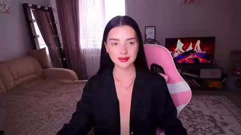 princessamira1 online show from 07-24-26, 06:00