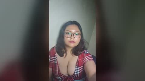 Lily Rosie online show from 06-24-26, 09:08