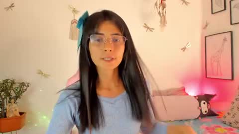 Snapshot of princessluna_14 chatting on 06-16-26, 10:01 princessluna_14 online show from 06-16-26, 10:01