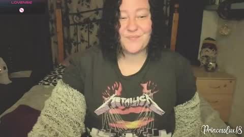 Lux Alot Luxi online show from 04-27-26, 07:01