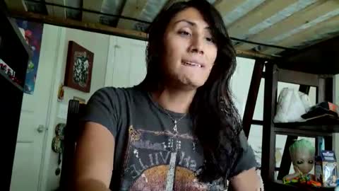 Prinxessally online show from 05-19-26, 06:36