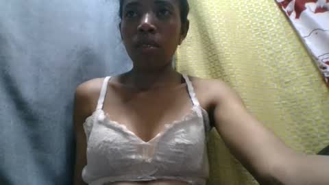 prisca880319 online show from 04-16-26, 07:36