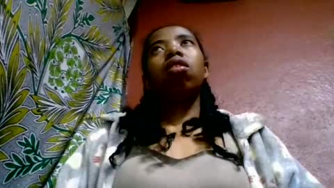 prisca880319 online show from 07-01-26, 06:48
