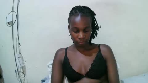 Snapshot of pritty_amber chatting on 04-07-26, 06:52 pritty_amber online show from 04-07-26, 06:52