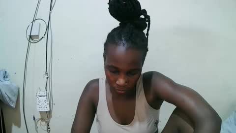pritty_amber online show from 05-01-26, 11:37