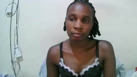 pritty_amber online show from 05-05-26, 06:27