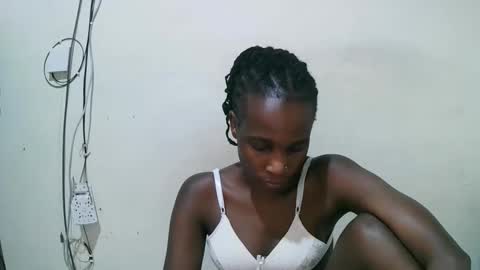 pritty_amber online show from 05-13-26, 10:38