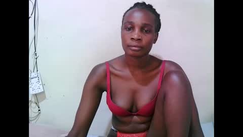 pritty_amber online show from 05-17-26, 11:28