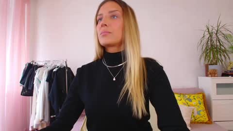 Nansy online show from 05-10-26, 11:26