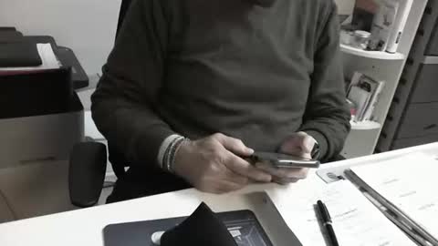 mature hairy guy online show from 12-05-25, 05:31