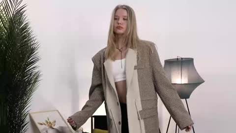 Snapshot of prudencebunyan chatting on 03-11-25, 02:18 prudencebunyan online show from 03-11-25, 02:18