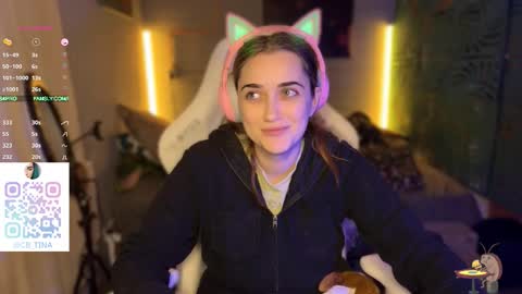 Queen of Pain online show from 01-18-26, 02:32