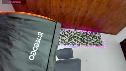 Snapshot of pucaa_ chatting on 06-30-26, 10:05 Emma Rico model indep online show from 06-30-26, 10:05