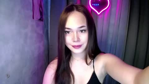 Snapshot of pulchritudinousmadi chatting on 07-25-26, 02:09 madison online show from 07-25-26, 02:09