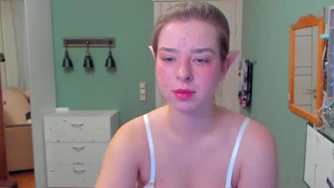 Polly online show from 12-11-24, 03:47