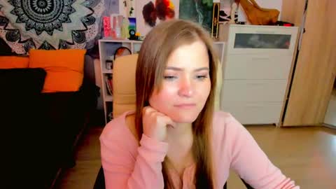 Miss Hanna online show from 06-26-26, 08:24