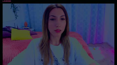 Isabelle online show from 02-07-26, 09:51