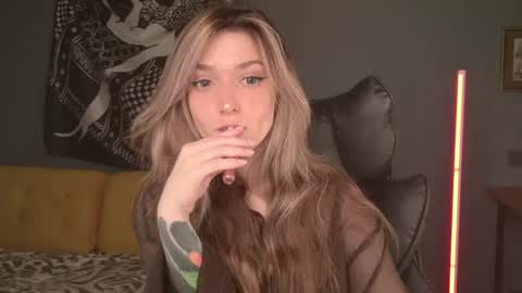 Bella online show from 06-01-26, 02:46