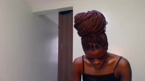 purple_honey1 online show from 04-30-26, 11:49