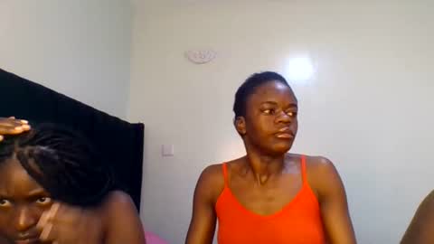 Honey online show from 06-18-26, 09:14