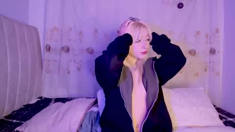 Purple Lilith online show from 11-20-25, 04:45