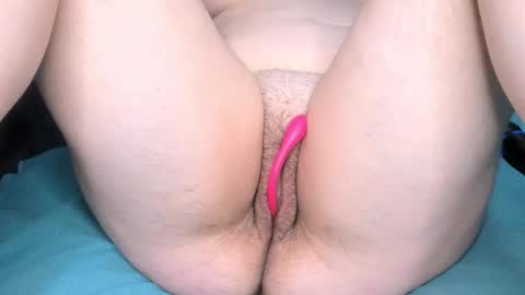 Snapshot of pussy_sladusy chatting on 02-10-26, 03:21 Nina online show from 02-10-26, 03:21