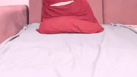 Snapshot of pussy_sladusy chatting on 02-28-26, 12:06 Nina online show from 02-28-26, 12:06