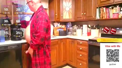 Snapshot of pussylover1365 chatting on 03-15-26, 12:00 pussylover1365 online show from 03-15-26, 12:00