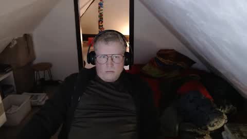 pussylovercb online show from 04-13-26, 11:59