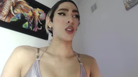 Pau Manchita online show from 12-23-25, 08:45