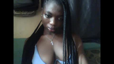 Snapshot of pweedy_ora chatting on 06-12-26, 10:14 ora online show from 06-12-26, 10:14
