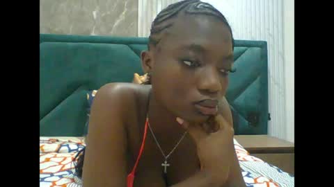 Snapshot of pweedy_ora chatting on 06-17-26, 11:56 ora online show from 06-17-26, 11:56