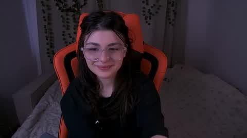 Snapshot of pyro_flerrr chatting on 05-10-26, 04:34 Ava online show from 05-10-26, 04:34